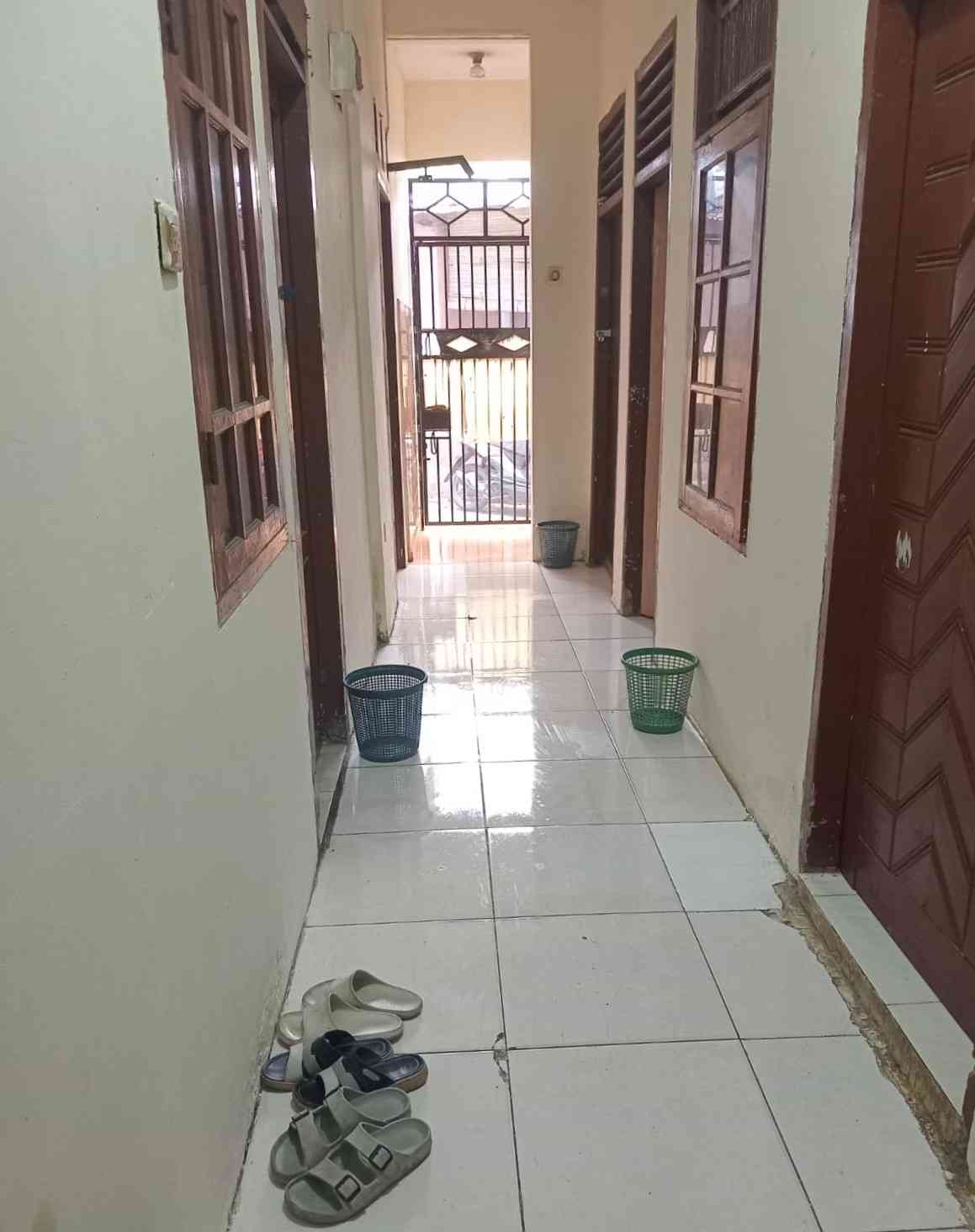 Lorong lantai 1